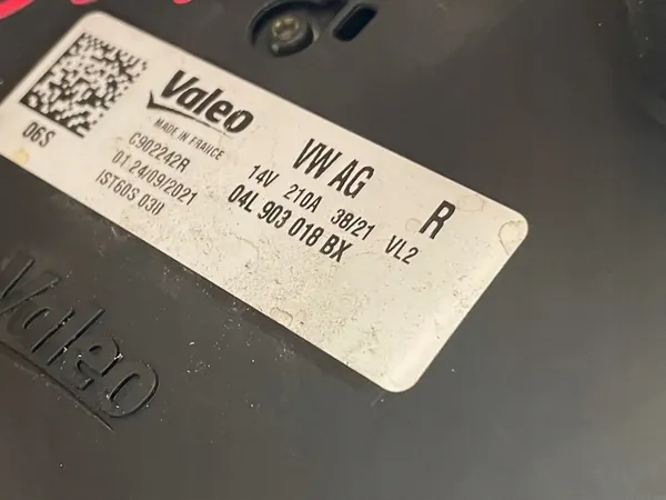 AUDI A4 A5 A6 2.0 TDI Vaihtovirtageneraattori image 4