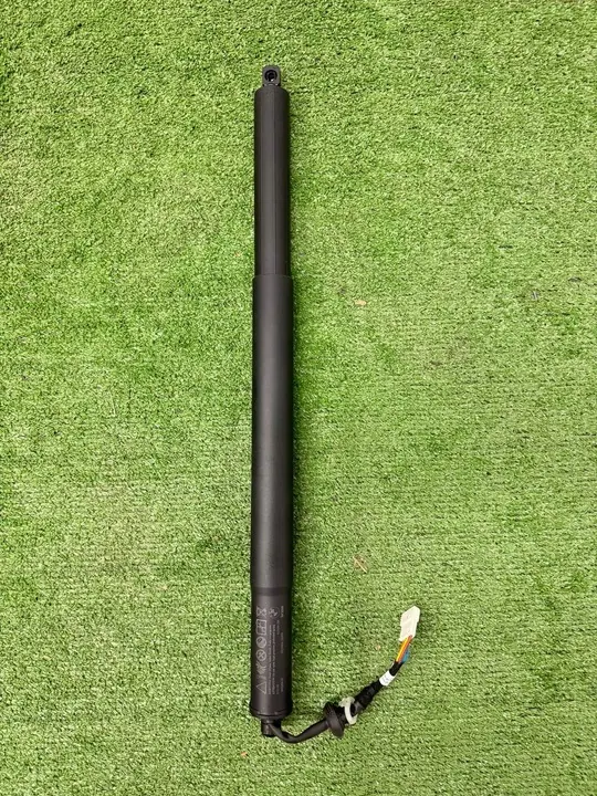 BMW X5 G05 Elektriska Baklucka Aktuatorer Vänster Höger 9482800 image 2