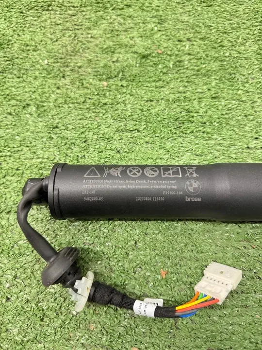 BMW X5 G05 Elektriska Baklucka Aktuatorer Vänster Höger 9482800 image 5