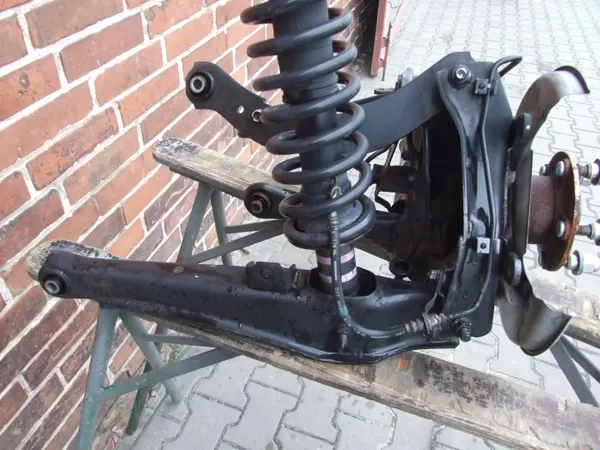 OEM ZWROTNICA PRAWY TYL TYLNA - Hinterer Radträger image 3