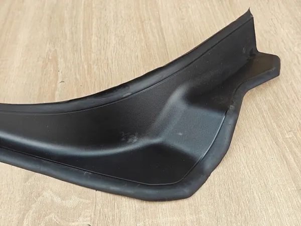 Junta de calha esquerda OEM 9448943 BMW G30 LCI image 3