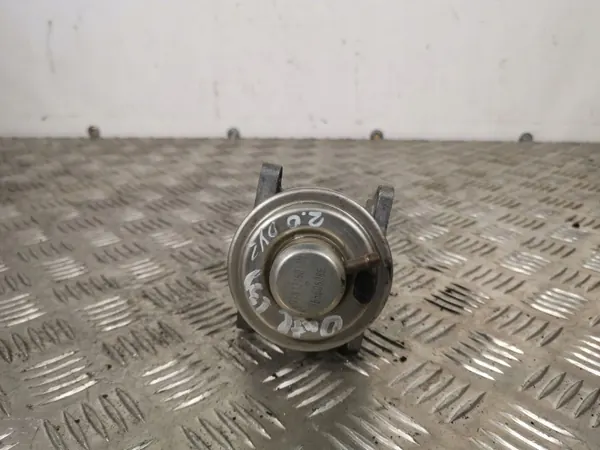 EGR-venttiili OEM 038129637D Mitsubishi Grandis 2.0L image 3