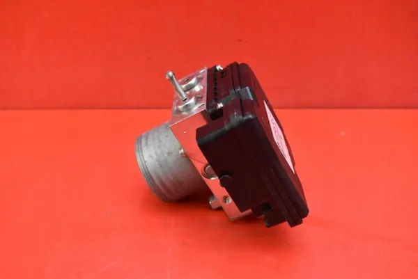 Pompe ABS OEM TD8417 pour Nissan Leaf 2 (2017-2021) image 4