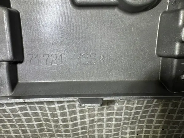 Suzuki Ignis Lift 20- Ritilä OEM 71721-73S image 4