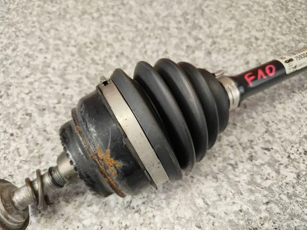 BMW F10 F11 Främre Vänster Drivaxel XDrive 7593043 image 3