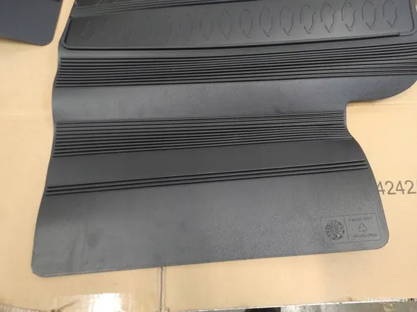 Protections dossier siège arrière OEM PW241-10011 Toyota C-HR image 3