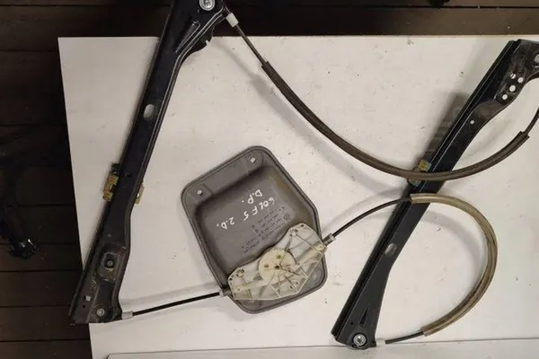 Elevador de vidro direito porta dianteira VW GOLF V VARIANT image 2