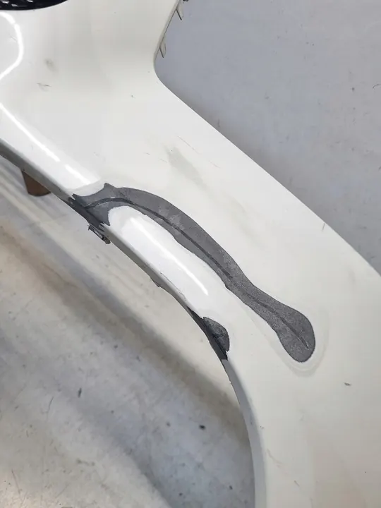 MERCEDES GLE 167 V167 AMG Parrilla de parachoques delantero image 3