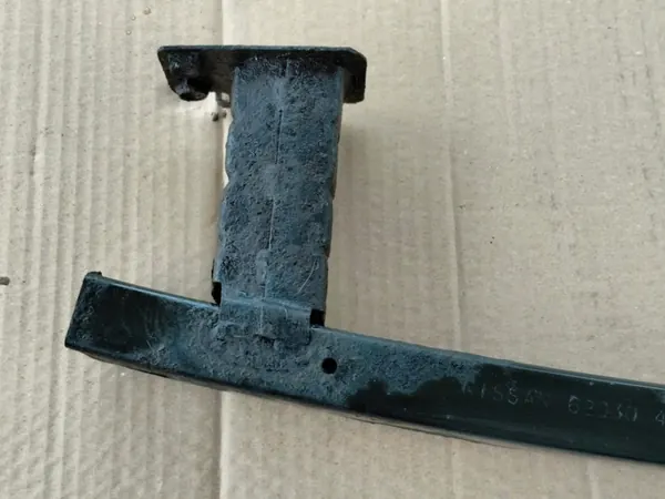 Nissan Qashqai J11 Alapuskuri Vahvistus 620304EA0B image 7