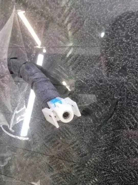 Vidro traseiro BMW 43R011583 - Peça OEM usada image 10