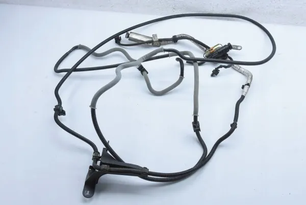 Tuyau de levage AdBlue OEM A2074700764 Mercedes Classe E image 2
