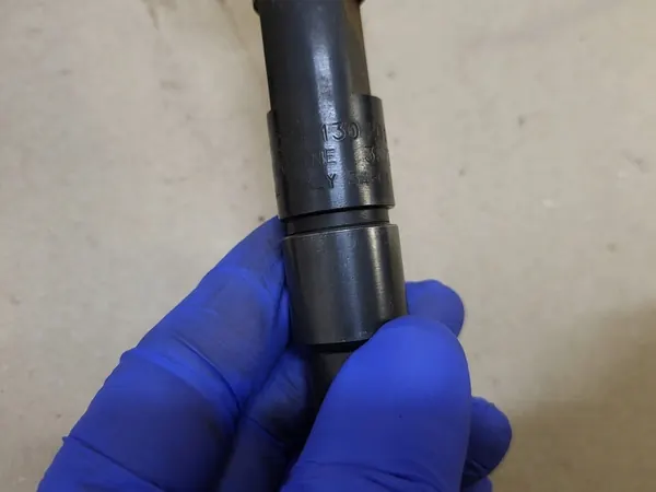 Set di iniettori VW Transporter T4 2.5 Diesel OE image 8