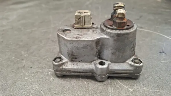 Termostato OEM 0438140065 para Mercedes W123 2.3 image 3