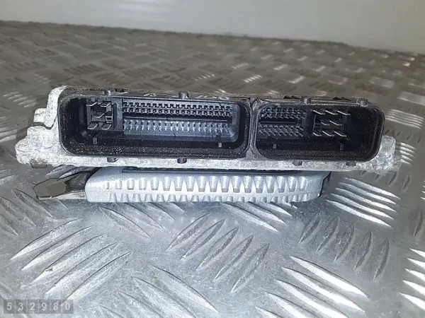 2005 VW Golf V ECU 1.6 Bensin 06A906033EN image 3