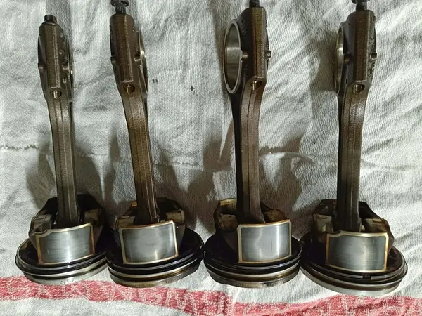 Pistão + Biela Audi A4 B8 1.8 TFSI 06HQ image 3