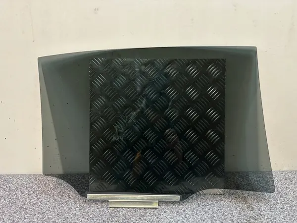 Bakre vänster sidoruta OEM SUBARU XV I USA 12-17 image 3