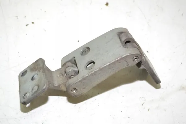 VW CRAFTER MERCEDES SPRINTER W906 Rear Hinge A9067400337 image 5