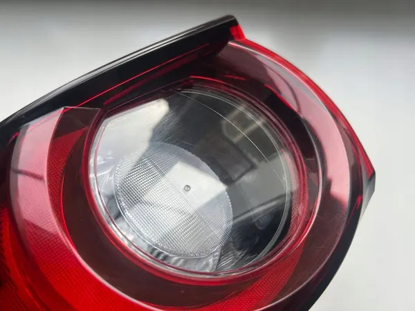 MAZDA CX-5 II KF 2017-2024 Luz Trasera LED Izquierda Original image 6