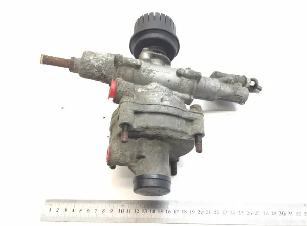 Relaisklep Volvo OEM 1628954 - Gebruikte staat image 2