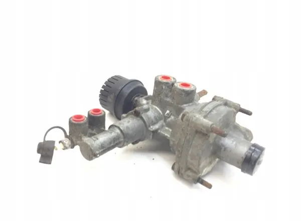 Relaisklep Volvo OEM 1628954 - Gebruikte staat image 3