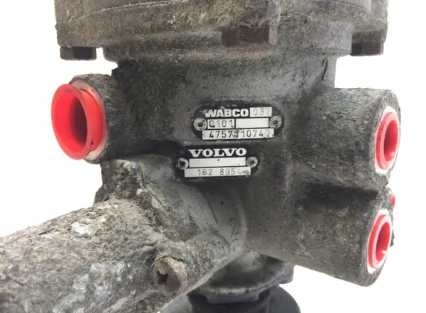 Relaisklep Volvo OEM 1628954 - Gebruikte staat image 5