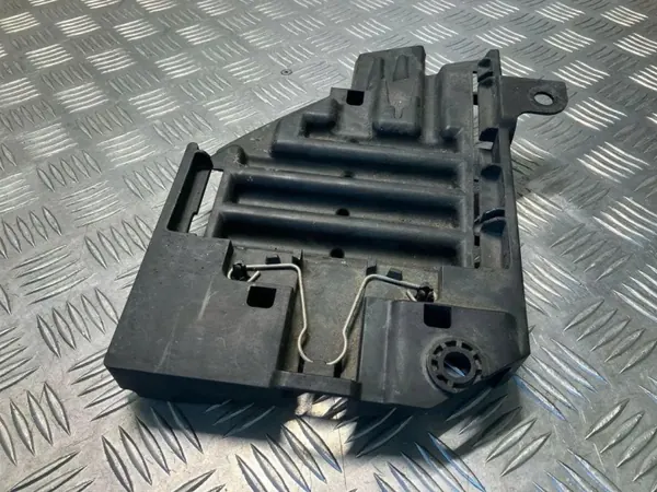 Koplampbeugel Links Land Rover Discovery Sport OEM 00183541 image 5