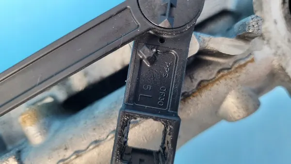 MERCEDES W218 CLS 350 3.0 CDI Coletor de admissão A0999053700 image 10