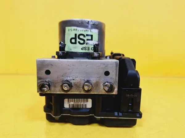 Pompe ABS DRC99846 pour Hyundai i30 1.4 image 2