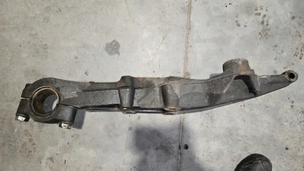 Stabilisaattorikiinnike OEM 9743281341 EM oikea puoli image 2