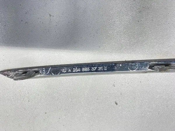 Rivestimento paraurti anteriore sinistro Mercedes C-Class W204 image 3