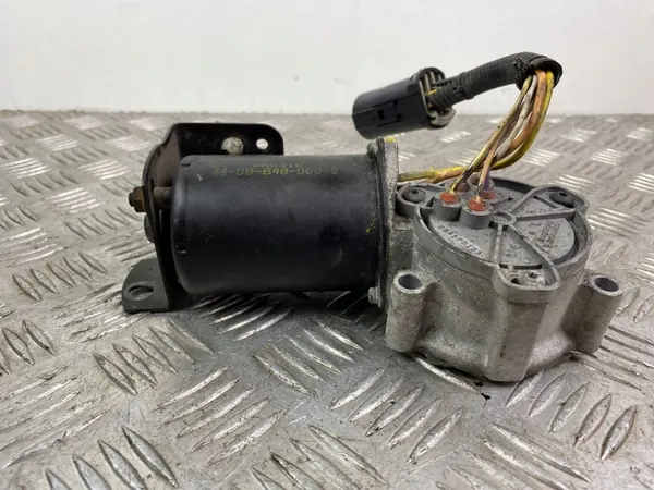 Moteur de boîte de transfert SsangYong Rexton OEM 0845PB123 image 6