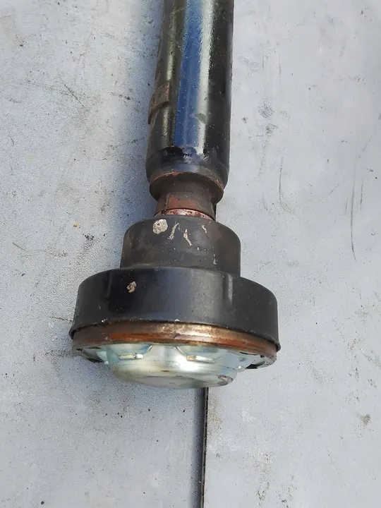 AUDI Q7 4L Drivaxel 7L0521101C image 2