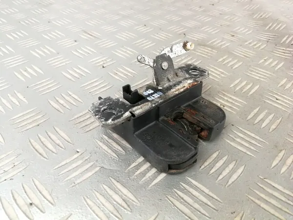 Takaluukun lukko VW T5 CARAVELLA MULTIVAN OEM 7E5827505A image 5