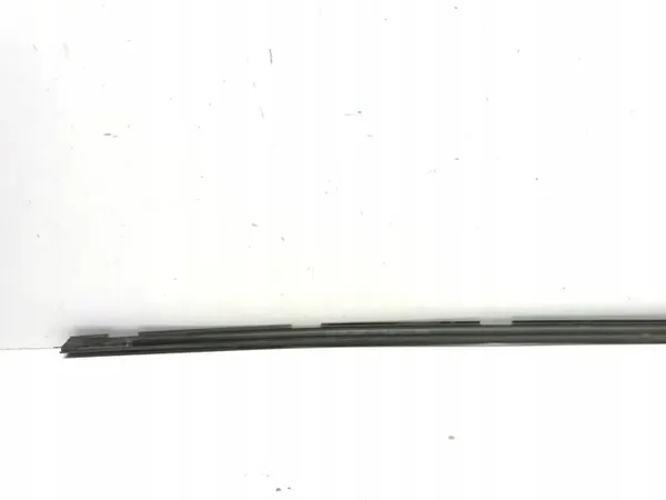 Garniture Portière Arrière Gauche Volvo XC60 II OEM 33390972 image 3