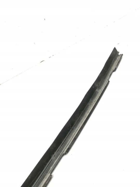 Garniture Portière Arrière Gauche Volvo XC60 II OEM 33390972 image 7