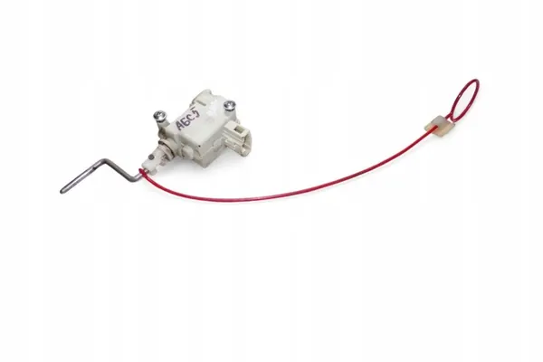 Bränsletankluckmotor AUDI A6 AVANT 2004 image 2