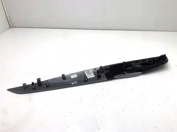 Manilla interior delantera derecha OEM 7292188 BMW F16 SUV image 3