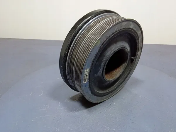 AUDI A7 C8 3.0 TDI V6 Polia 059105251EC image 6