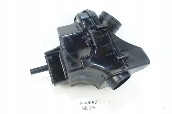 Audi S8 D4 Ilmansuodatinkotelo OEM 4H0133823 image 5