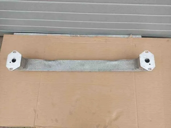 Viga de para-choque traseiro BMW X1 (F48) 2016 image 3