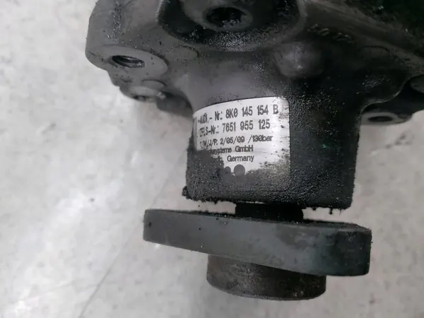 Pompe de direction assistée OEM 8K0145154B pour Audi A4 B8 image 4
