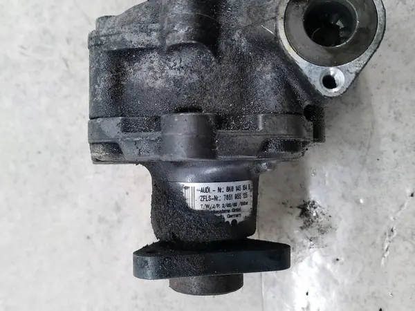 Pompe de direction assistée OEM 8K0145154B pour Audi A4 B8 image 5