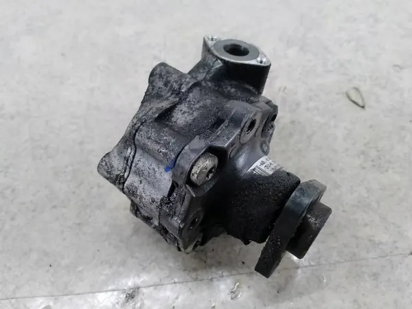 Pompe de direction assistée OEM 8K0145154B pour Audi A4 B8 image 6