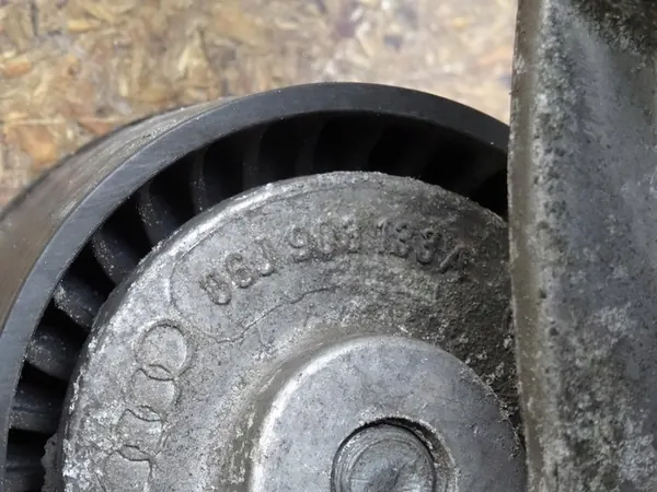 Oljefilterbas AUDI A3 8P GOLF VI SCIROCCO 2.0 TFSI image 7