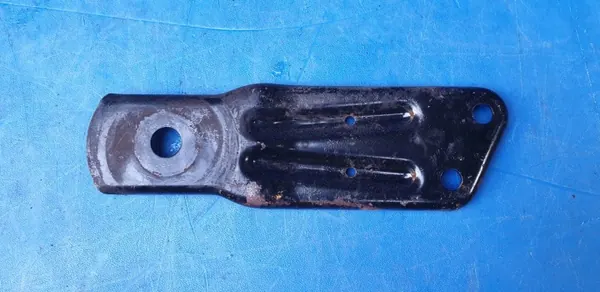 Bracket M157124635 för Maserati Ghibli M157 3.0 V6 image 3