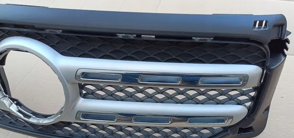 Mercedes GLB 247 A2478880200 Calandre Radiateur image 3