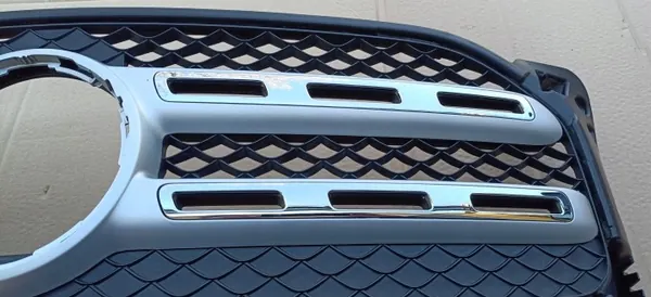 Mercedes GLB 247 A2478880200 Calandre Radiateur image 7