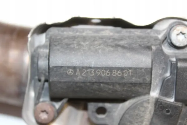 Mercedes Classe A/B W177 W247 2.0CDI Silencieux Central OEM image 6