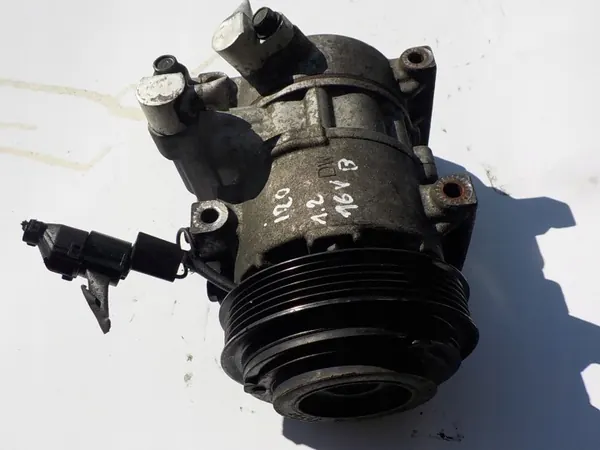 Hyundai Santa Fe II 2.7 A/C-compressor OEM F500-5AA-04 image 4