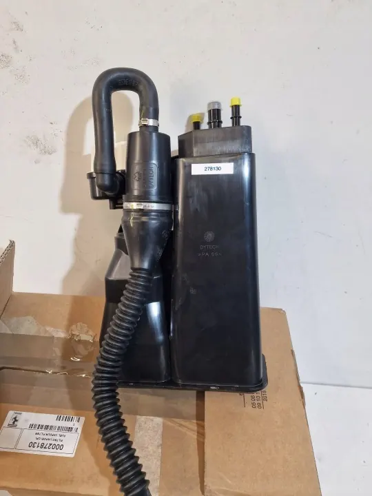 Ferrari 458 Kohlefiltergehäuse OEM 278130 - Gebraucht image 3